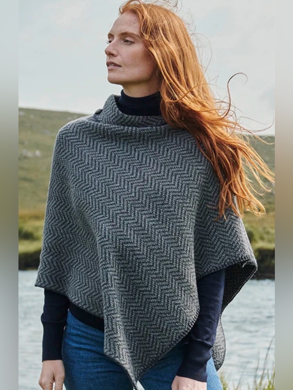 ARAN Irish Blue Herringbone Poncho w. Carved Wooden Button Detail -One Size BNWT